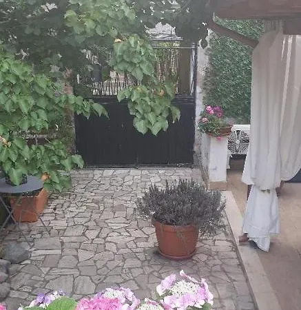 Il Giardinetto Di Dilyana Guest house Monterosi